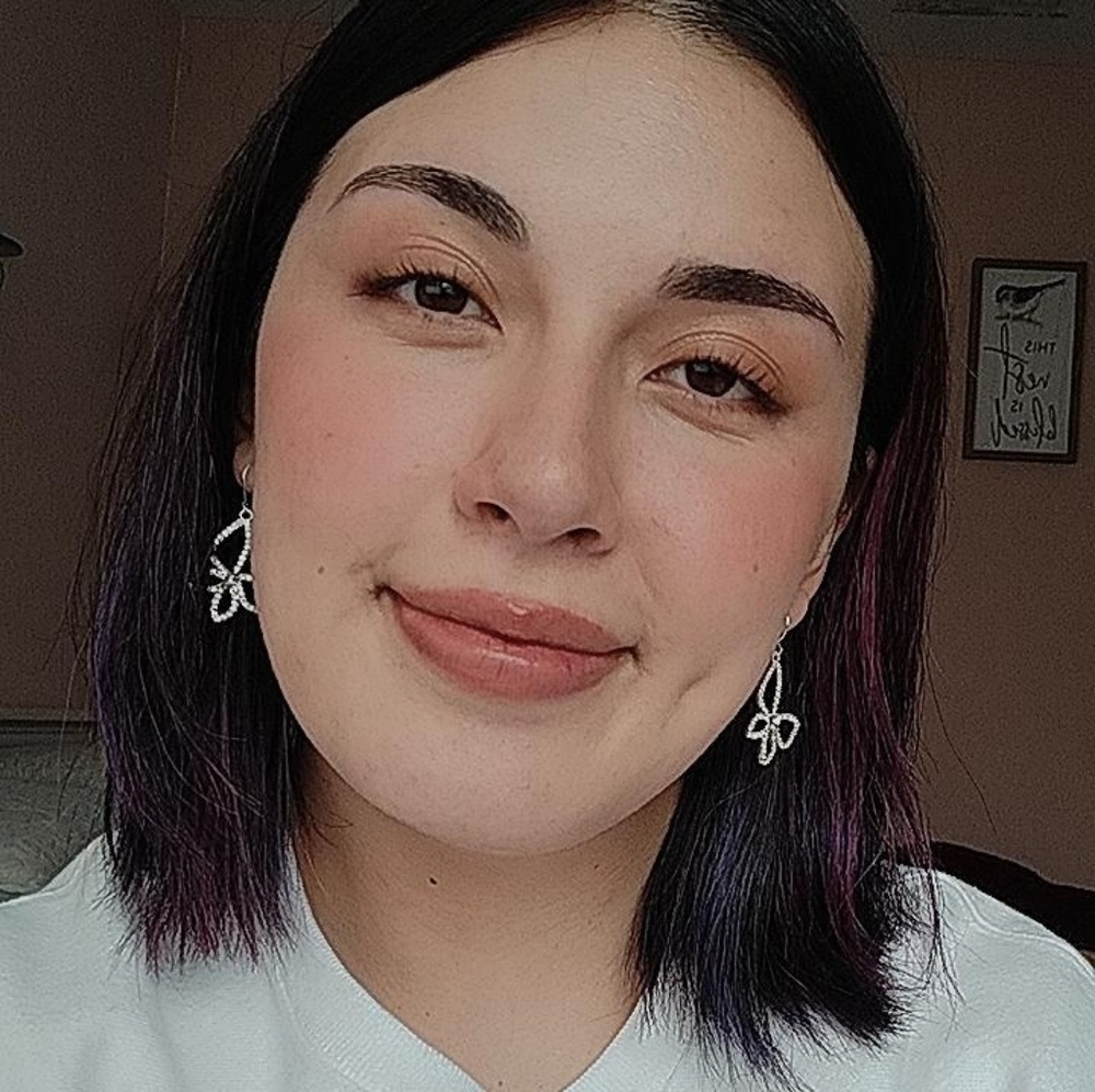 Meet your Posher, Ana